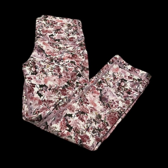 Lululemon Wunder Under Crop (Hi-Rise) *Full-On Luxtreme 21" - Picture 2 of 2